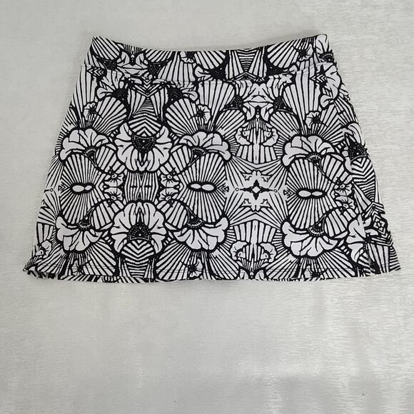 Tranquility ladies skorts black white abstract Size Small pickleball performance - Picture 3 of 6